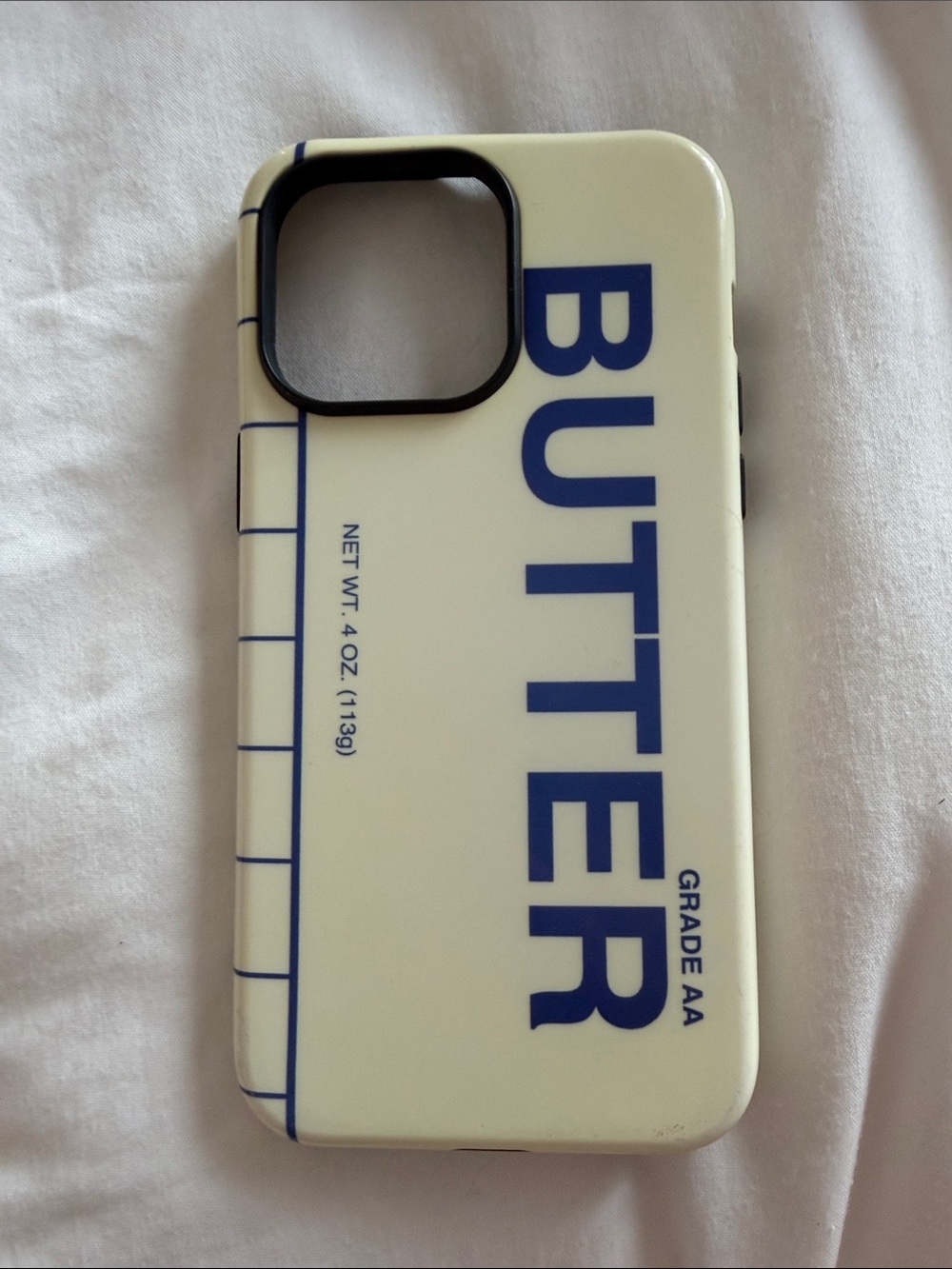 Butter Design Cream & Blue Phone Case for iPhone 15 Pro Max - Stylish Protection